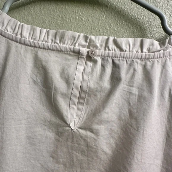 Talbots Eyelet Embroidery 3/4 Sleeve Top Size Medium White NWT! - Picture 7 of 11